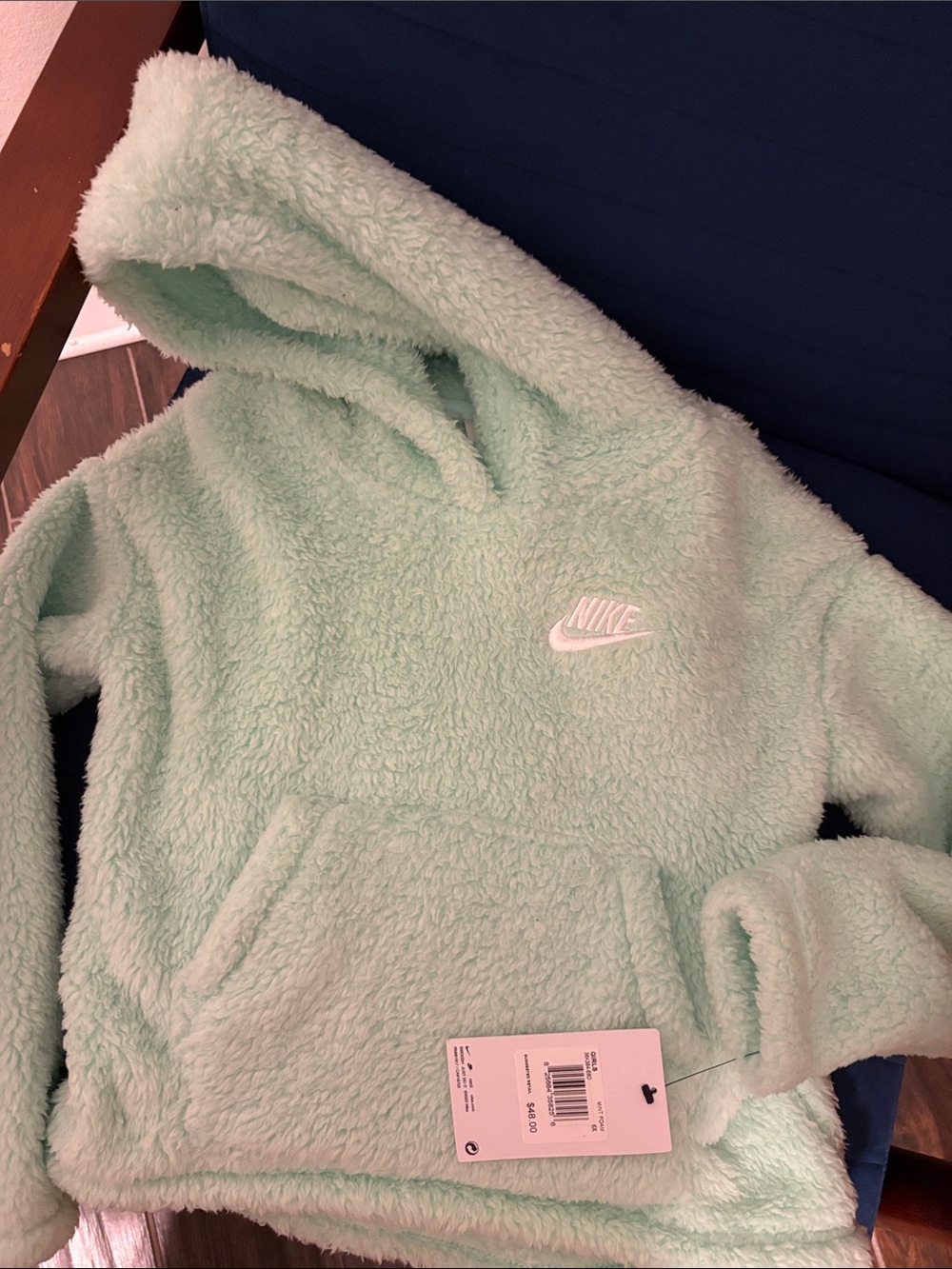 Nike hoodie girls